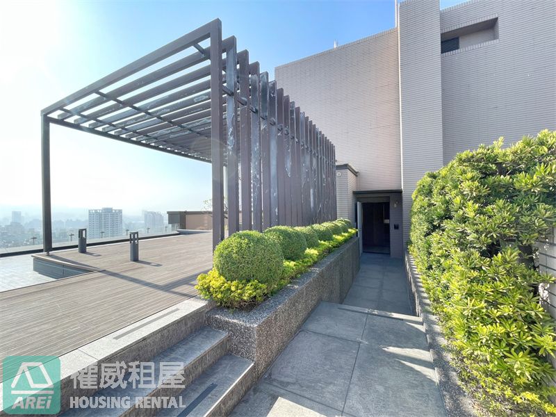 R16新左營高鐵 | TOP協勝發 | 高鐵特區 | 三房可租補