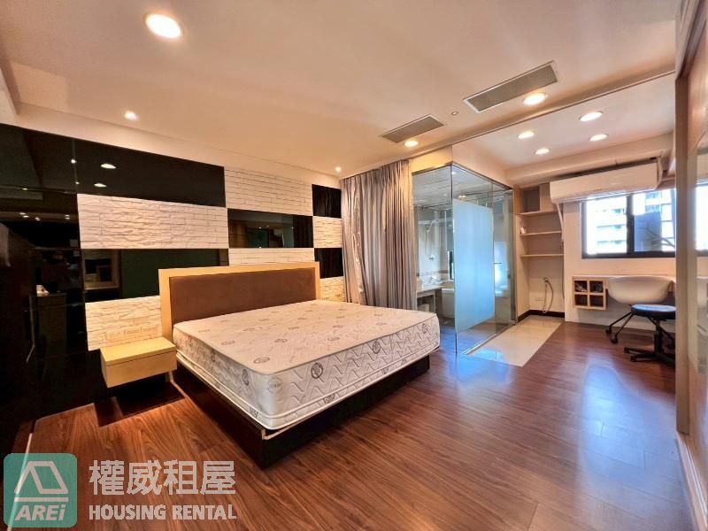 🏡 美術館|印象巴黎|1房+1衛有浴缸|平車