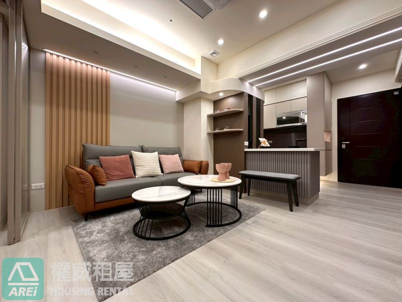 京城新世界｜R8 三多商圈核心．高樓景觀 2房雙衛｜平面車位可租