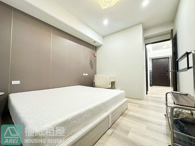 美術館惟美術精緻2房車位可寵可租補