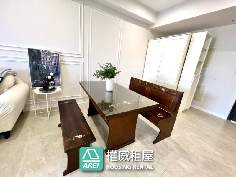 愛情河左岸|愛河之心|高樓二改一大房|可寵可租補