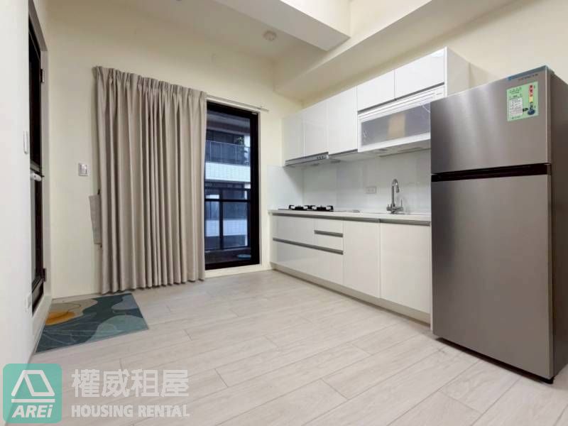 鳳凰信義| 岡山捷運宅| 兩房可租補| 樂購百貨x高醫岡山醫院