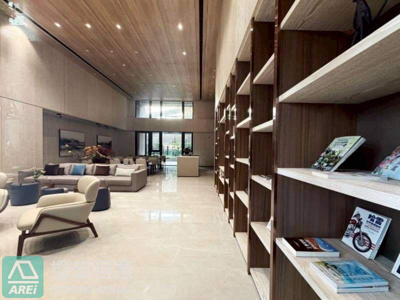 鳳凰信義| 岡山捷運宅| 兩房可租補| 樂購百貨x高醫岡山醫院