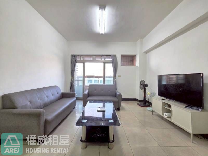 岡山勵志新城｜捷運RK1岡山站三房平車可租補｜雙軌機能宅