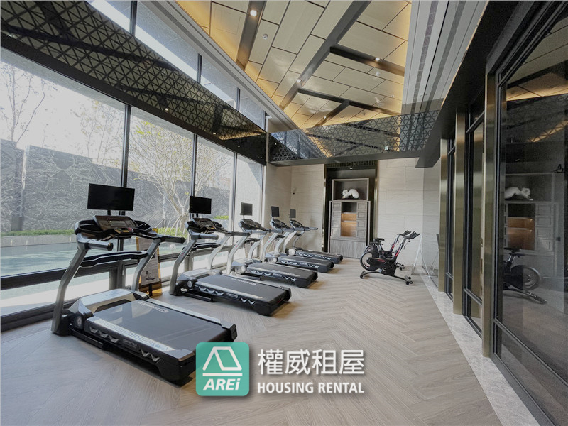 中都上美術樣品屋2+1房平移車位租補