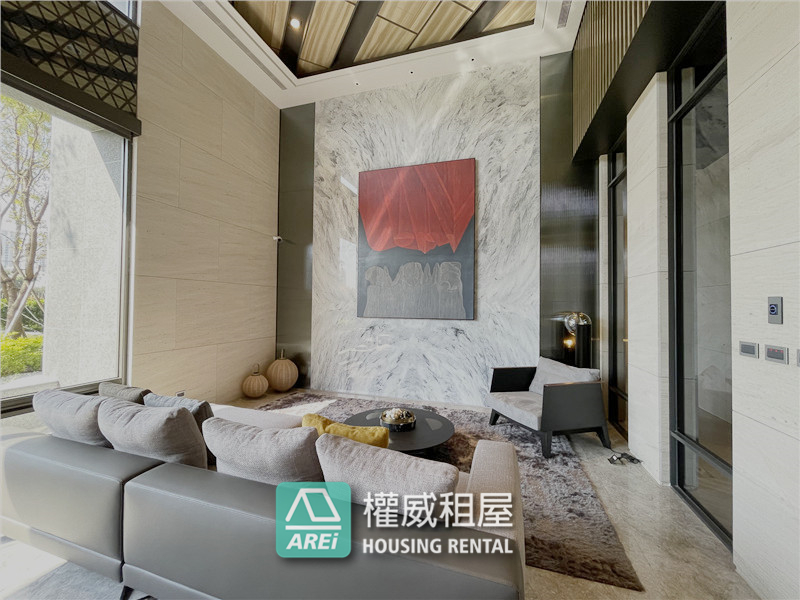 中都上美術樣品屋2+1房平移車位租補