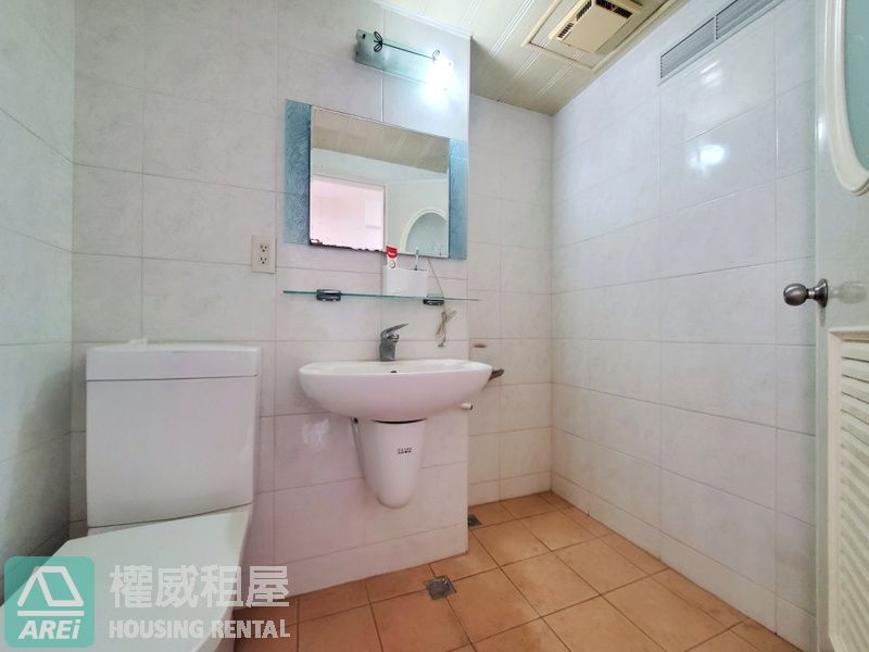 租補三房空屋∣前金幸福川∣皇家之戀景觀高樓