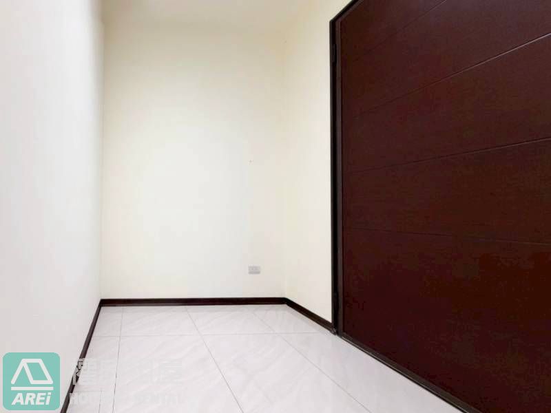 美術館特區| 美術白天鵝| 奢華景觀宅| 2+1房平車