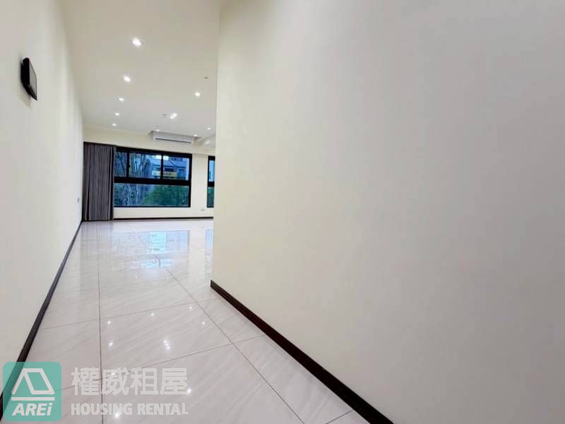 美術館特區| 美術白天鵝| 奢華景觀宅| 2+1房平車