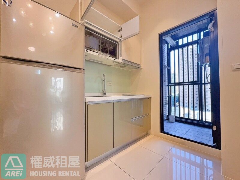 巨蛋商圈ihome 5⭐雙陽台採光2+1房機械平車