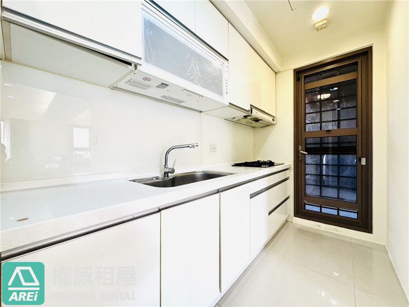 ✨R8三多商圈｜聚馥現代白亮3+1書房平車宅