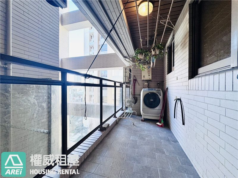 ✨R8三多商圈｜聚馥現代白亮3+1書房平車宅