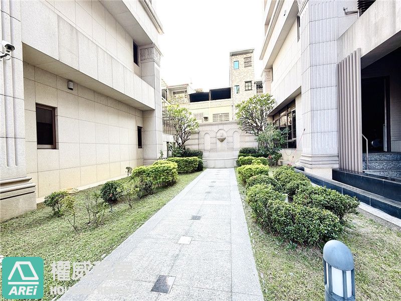 ✨R8三多商圈｜聚馥現代白亮3+1書房平車宅