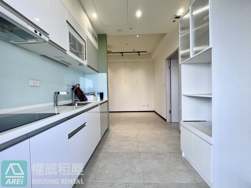 興富發博愛｜R12後驛熱河商圈｜高質感三房大平車