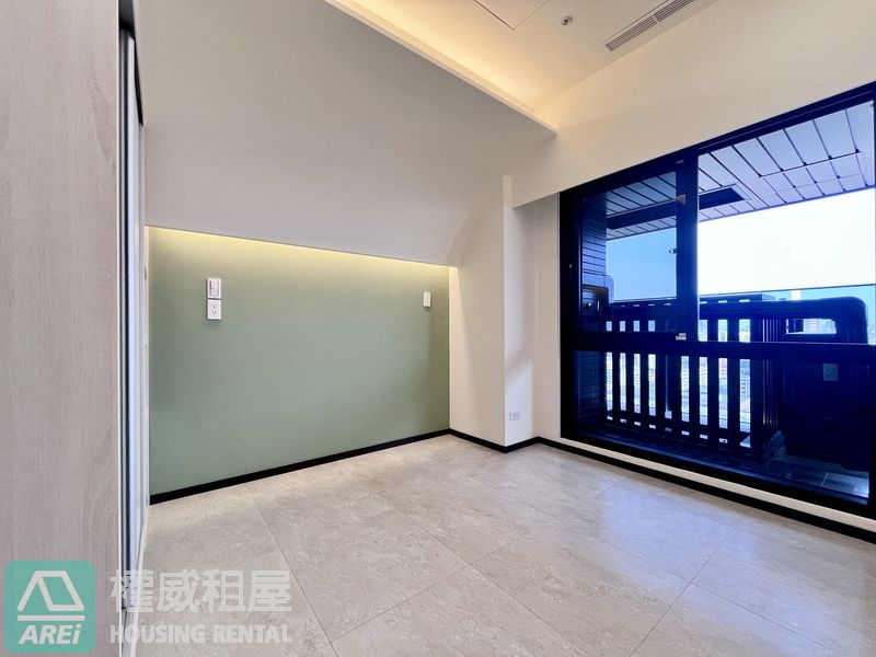 興富發博愛｜R12後驛熱河商圈｜高質感三房大平車