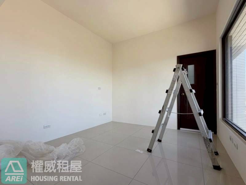 和築豐光|輕軌高雄高工|秒殺高樓採光兩房兩衛