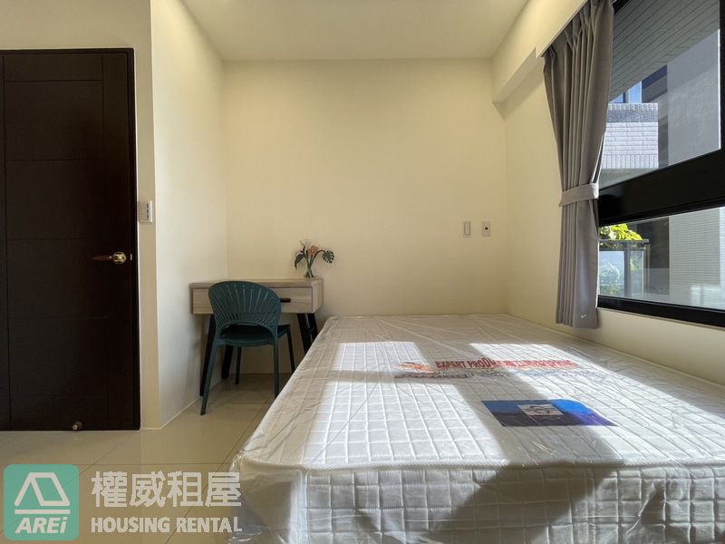 高大崑庭馥御全新採光簡約三房平車