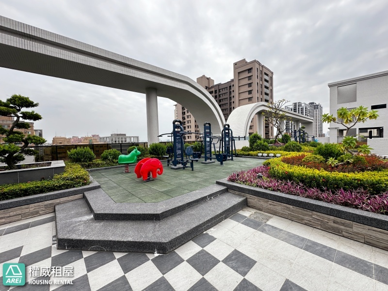 靜謐文川路 遇見26重奏：花園環抱，質感裝潢，讓生活從容慢下來。