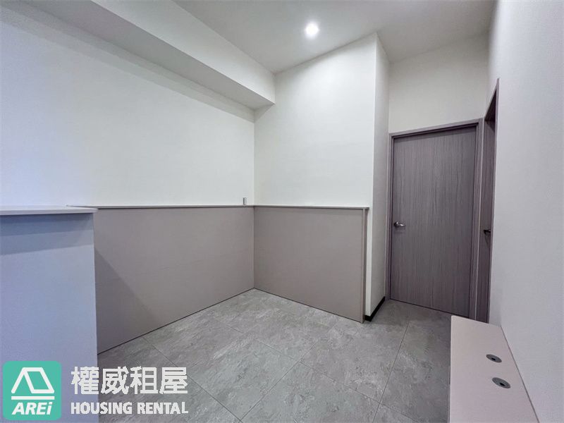 💑興富發博愛｜高樓城市景｜現代簡約風｜3房