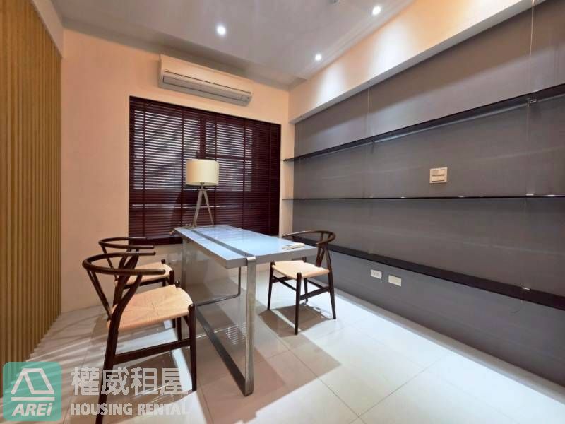 R14巨蛋MRT｜漢神巨蛋｜聯上F1｜隱奢美學寓所1+1房．可租補