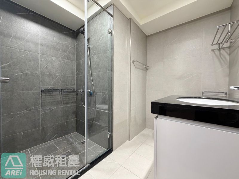 幸福O8｜五塊厝捷運站｜到站就到家｜兩房機能捷運宅