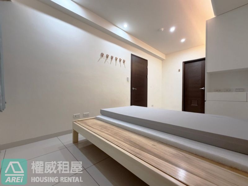 幸福O8｜五塊厝捷運站｜到站就到家｜兩房機能捷運宅