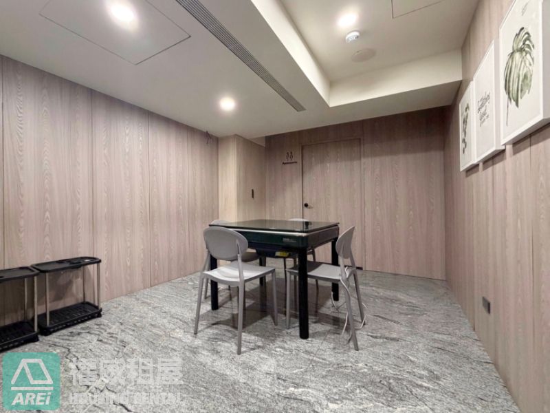 幸福O8｜五塊厝捷運站｜到站就到家｜兩房機能捷運宅