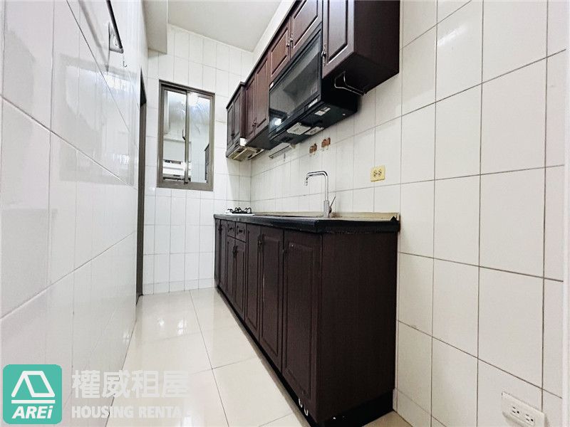 🏛️ 凹子底森林公園｜京城巴黎・簡而不凡的質感生活2房