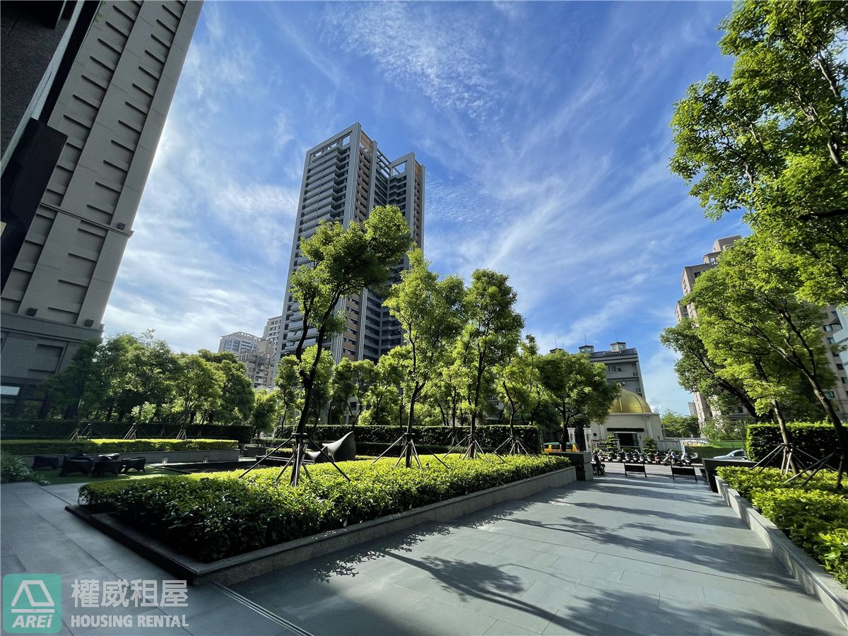 🌿俯瞰美術館景觀|美術君臨 3+1房平車