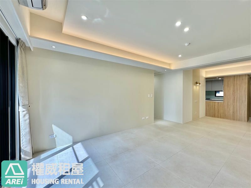 文化中心浪漫藝文線｜鳳凰康澤4房車位