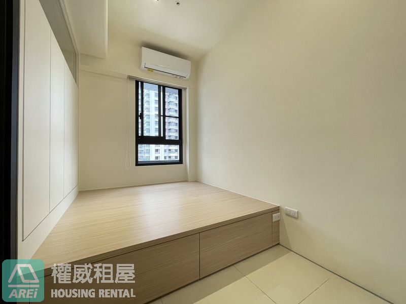 左營高鐵鑫悅全新質感三房平車