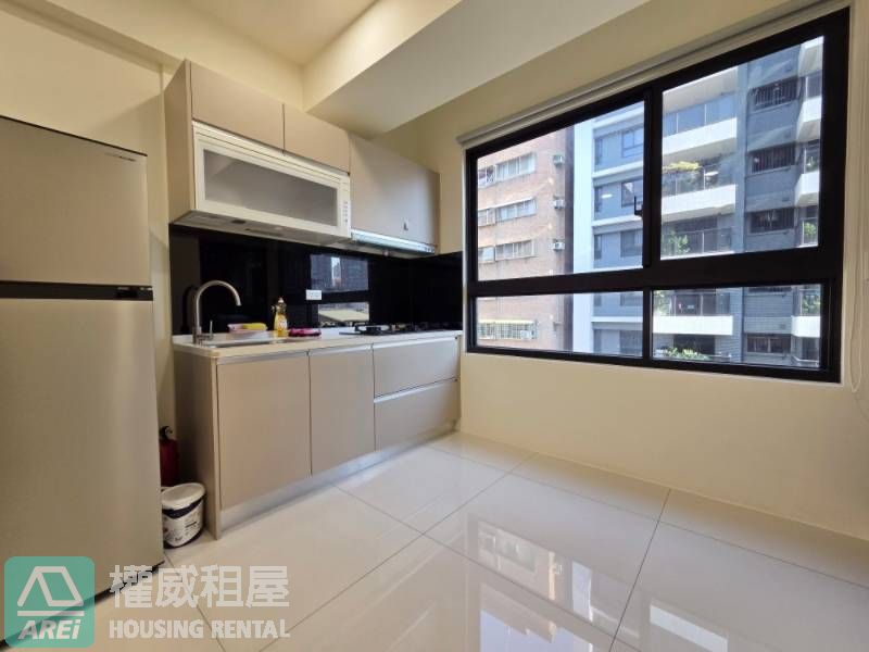 ✨R16高鐵站｜本業高潭市II．全新靜謐質感兩房