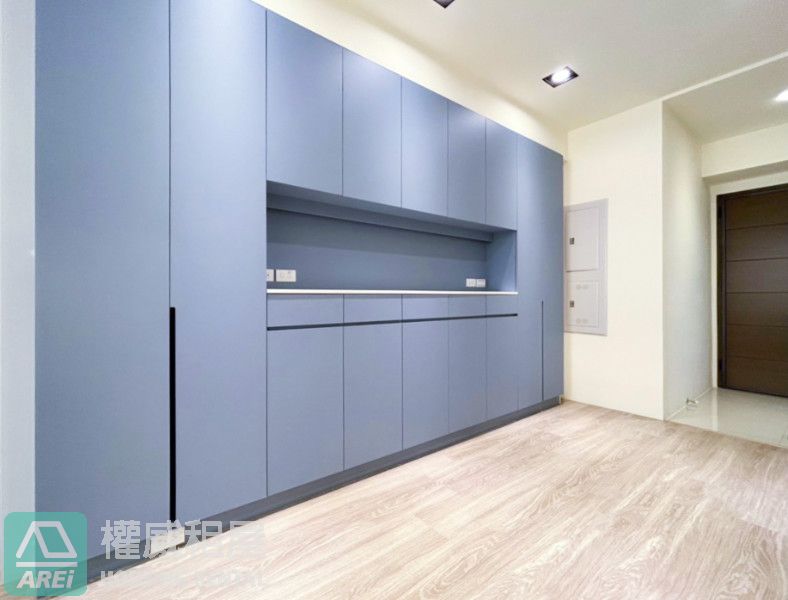 微笑時代高樓舒適一大房平車