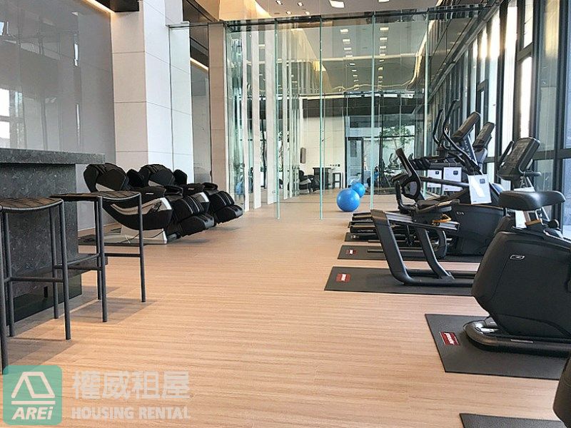 都會公園森之丘泳池景觀3+1房平車含管