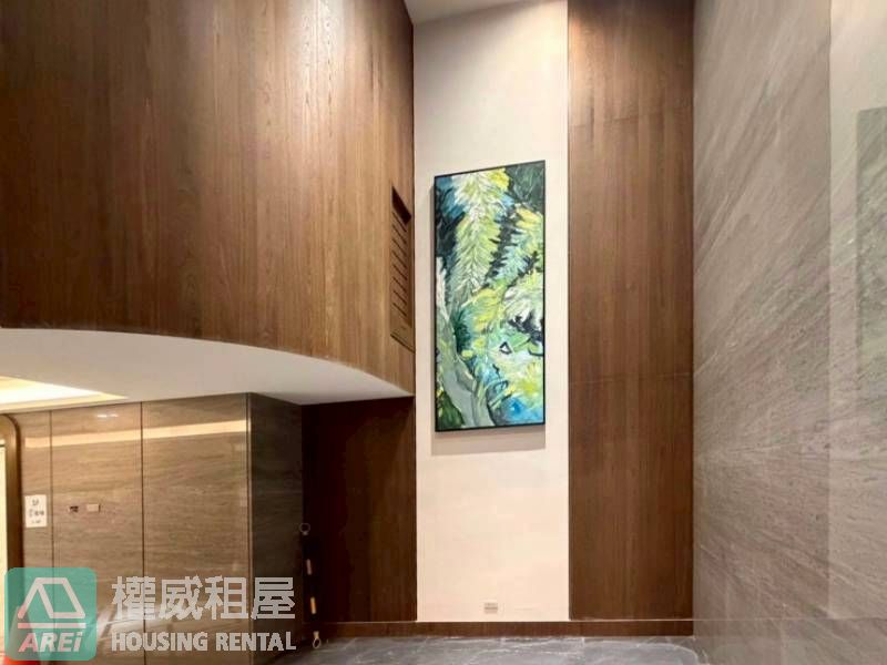 左營 | 興富發鉑愛悅 | 擎天地標．高樓兩房平車