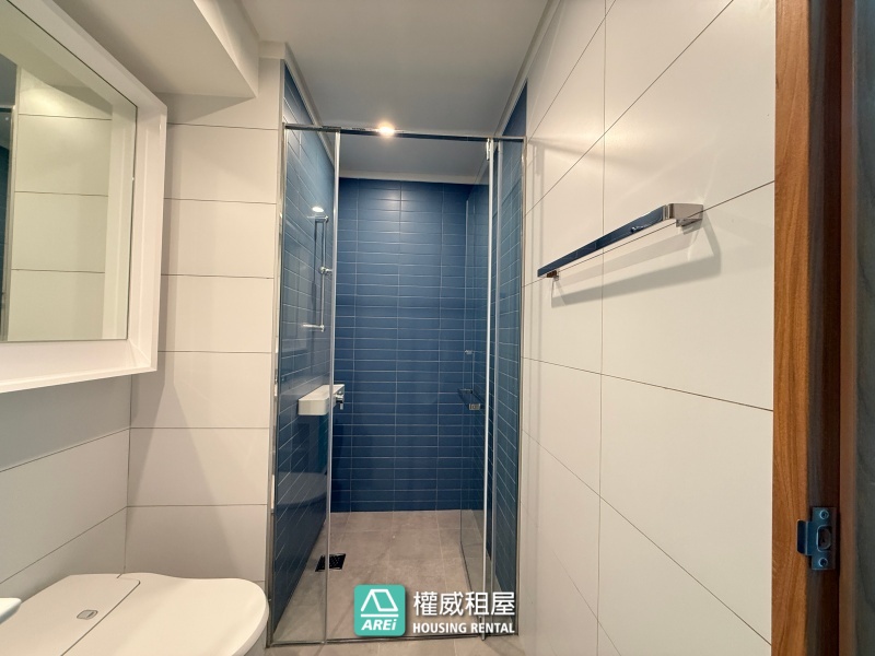 自由朗誦｜全新空屋出租含車位｜歡迎您來布置屬於您的空間