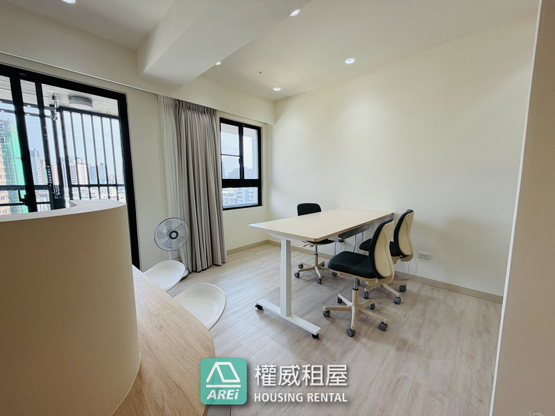 💥建工商圈｜鑫天地2｜大2房2衛｜輕軌旁 平車💥