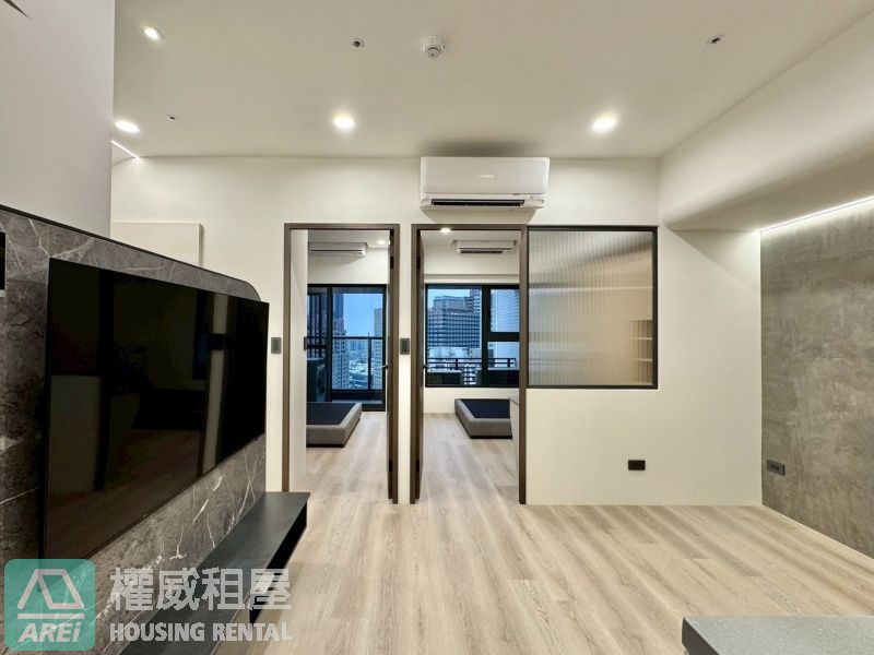 外商最愛❤️京城新世界高檔次2+1房平車