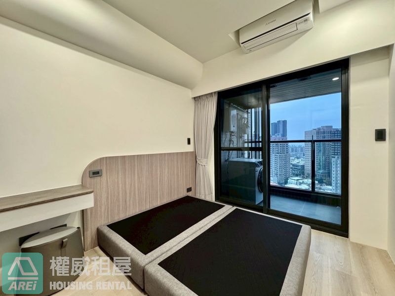 外商最愛❤️京城新世界高檔次2+1房平車