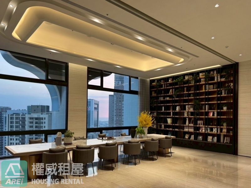 外商最愛❤️京城新世界高檔次2+1房平車