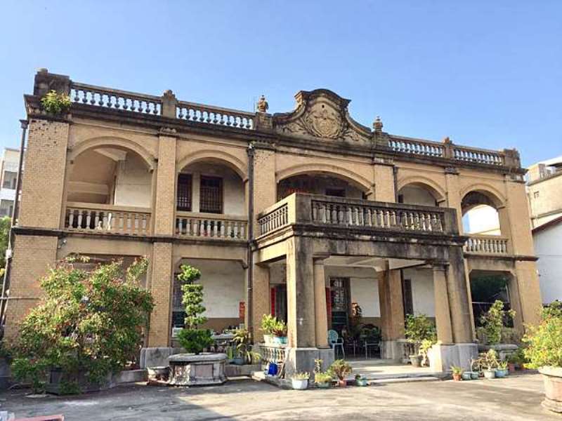 🏡美術館｜最上石美術園區｜2+1房大空間頂樓🏡