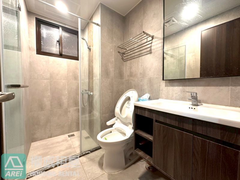 楠梓高大特區｜TOP ONE｜家具家電齊全｜可立即入住