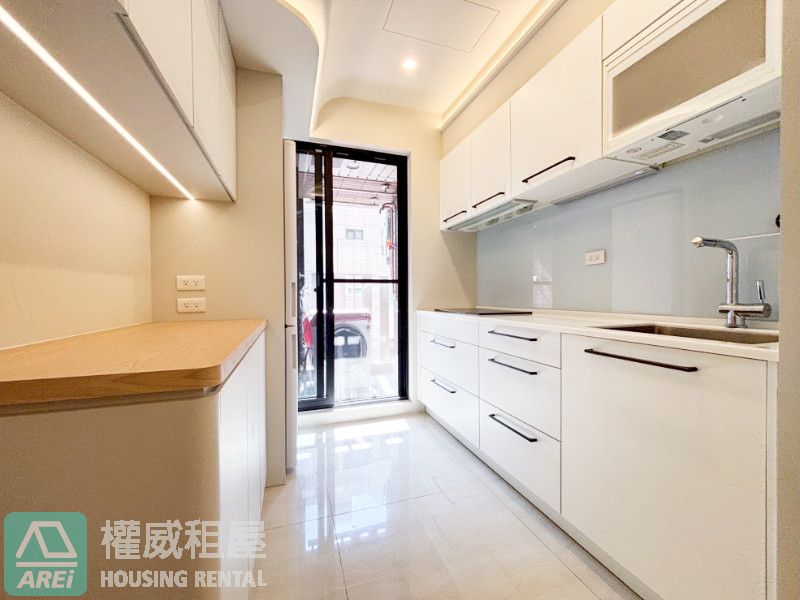 和陸寓邸舒適高檔1+1房