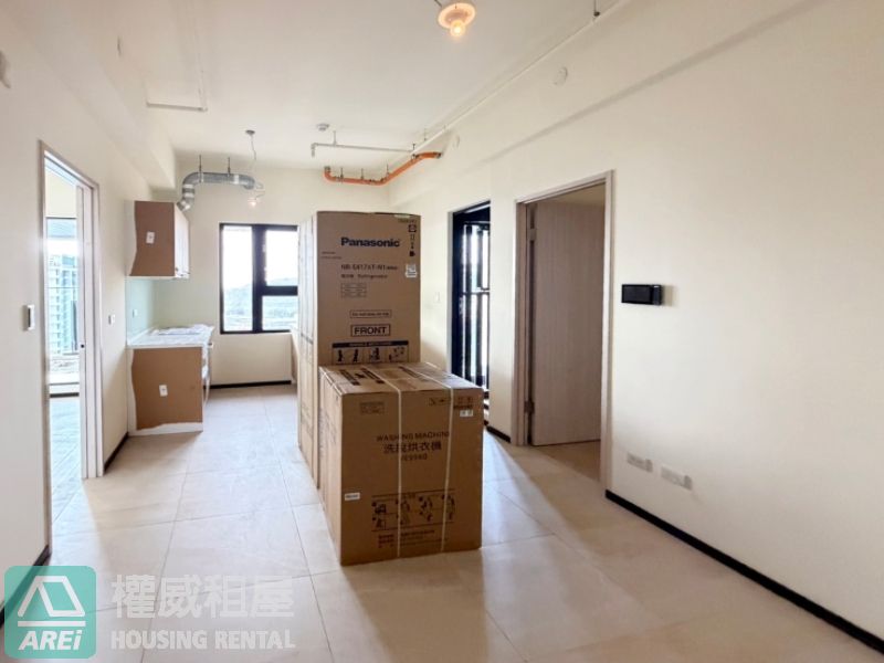 左營 | 興富發鉑愛悅 | 擎天地標景觀兩房平車 | 可租補可寵物