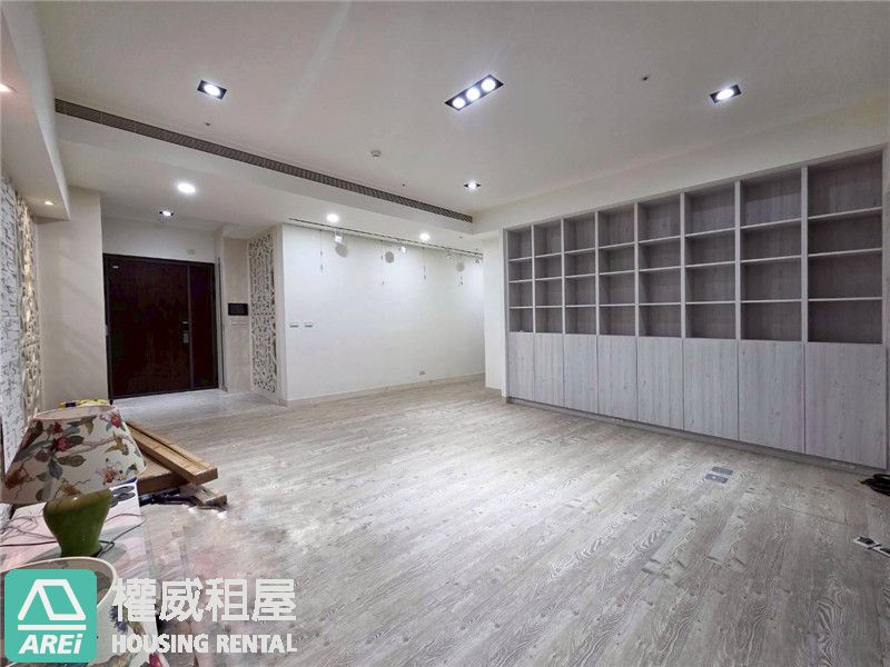 靜謐奢居 | 聯上涵景 | 擁攬山、潭、海、天四景合一，勾勒自由的畫布(詳洽帶看注意事項)