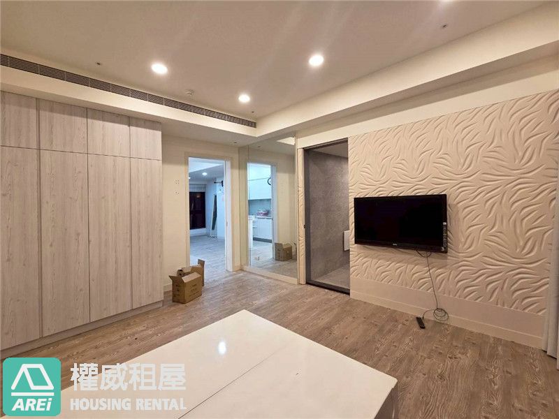 靜謐奢居 | 聯上涵景 | 擁攬山、潭、海、天四景合一，勾勒自由的畫布(詳洽帶看注意事項)