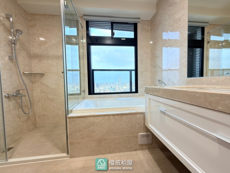 太普明日匯．光影詩篇｜設計師美學｜城市裡的質感棲所3+1房雙平車