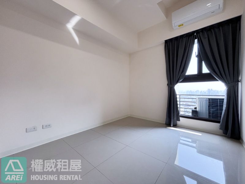 皇普摩天100 天空系景觀兩房車位