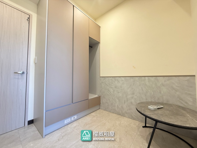 民生臻愛｜邊間3改2房+雙車位｜彈性空間好利用