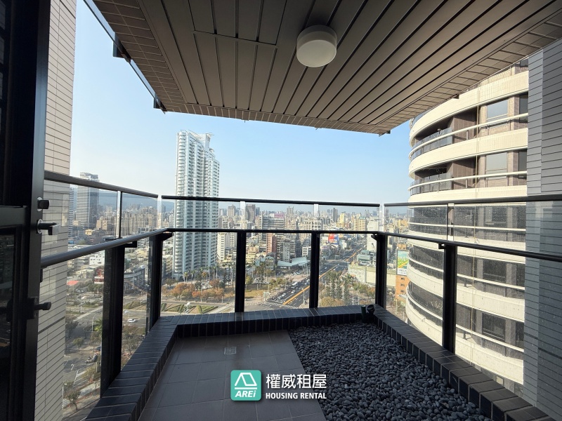 民生臻愛｜邊間3改2房+雙車位｜彈性空間好利用